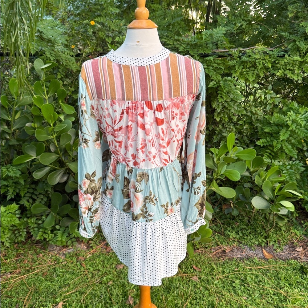 Soft Surroundings Montage Mixed Tunic Floral Bohemian Flowy Style, size small - Picture 4 of 7